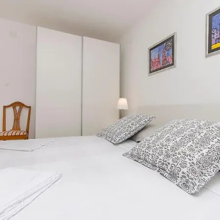 Appartamento Oblutak Brodarica (Sibenik-Knin)