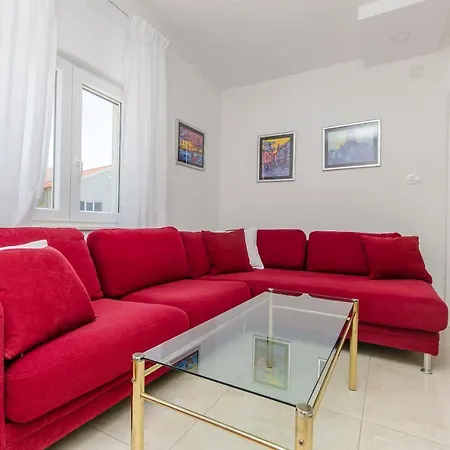 Appartamento Oblutak Brodarica (Sibenik-Knin)